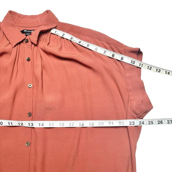 Madewell | Women | Central Drapey Crepe Relaxed Button Up Blouse | Medium - Picture 5 of 10